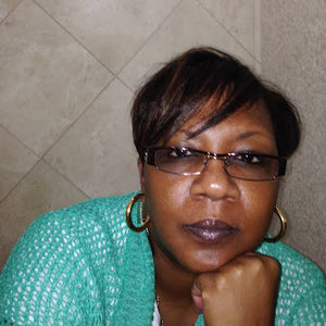 Meet your Posher, Deirdre